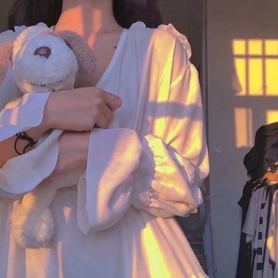 少年与水球